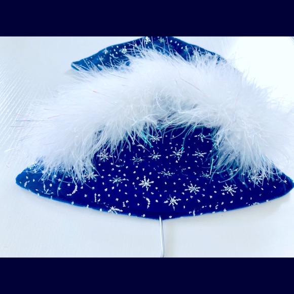 Christmas stocking alternative snowflakes & feathers multifunction accessory bag - Picture 5 of 9